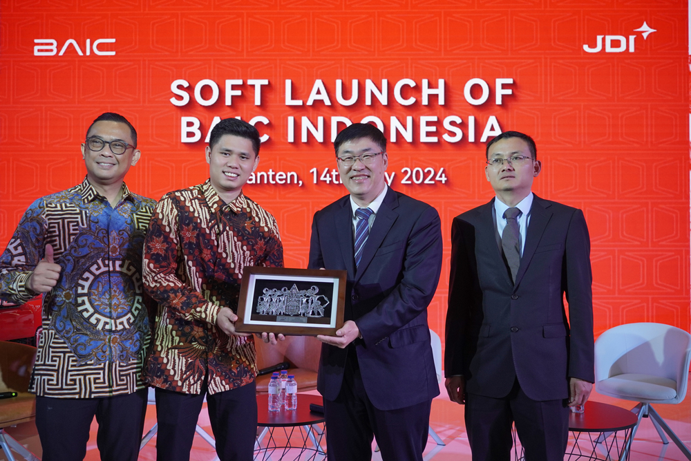 Resmi mengaspal, BAIC BJ-40 PLUS dan BAIC X-55 dua produk unggulan BAIC kini hadir meramaikan pasar otomotif Indonesia
